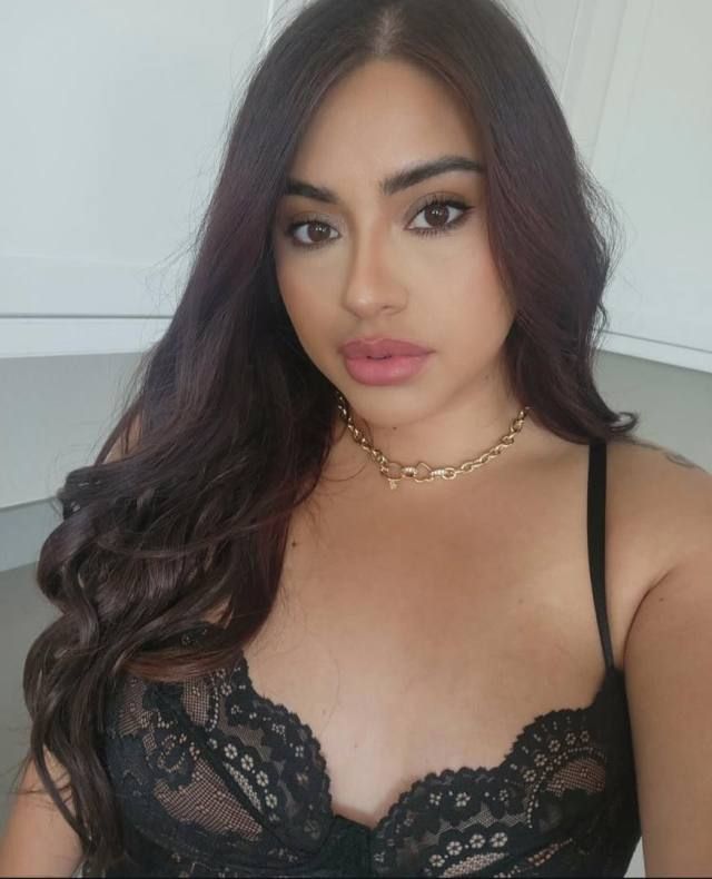 Flirty Explorer Seeking Mutual Fun. (Friends with benefits) - Image 2