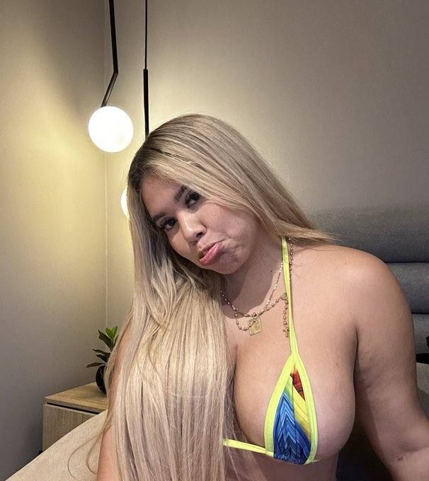 IN MY MOUTH 👄⚡THICK ❤ White💋DRIPPING WET 💦 AND HORNY, hardcore I can ride your cock 🍆 till you beg me to stop., I’m 💯 honest - Image 3